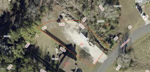 208 Lakeside Drive, Sneads Ferry, NC 28460