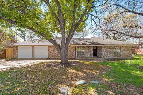 3509 Glenmont Drive, Fort Worth, TX 76133