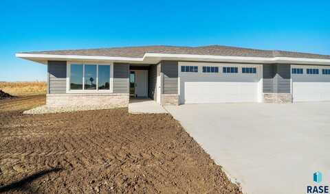 1601 Neil Ave, Dell Rapids, SD 57022