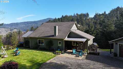 34809 OPHIR RD, Gold Beach, OR 97444