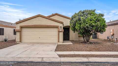 9442 E Bench Mark Loop, Tucson, AZ 85747