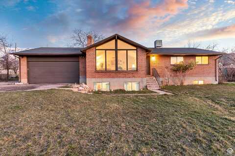 11364 S 1600, Elk Ridge, UT 84651