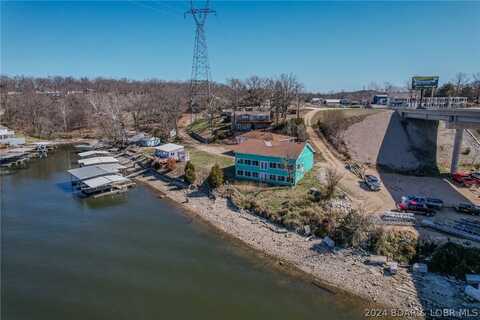 88 Accurate Avenue, Sunrise Beach, MO 65079