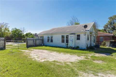 216 W Santa Gertrudis St, Kingsville, TX 78363