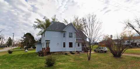 200 S Division Street, Montour, IA 50173