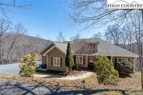 271 Deer Tracks Dr, Todd, NC 28684