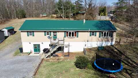 10459 Evergreen Road, Huntingdon, PA 16652