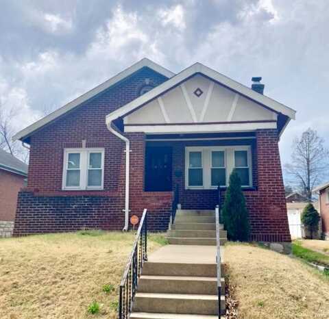 8531 Drury Lane, Saint Louis, MO 63147