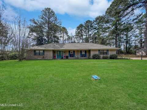 310 Polly Avenue, Mendenhall, MS 39114