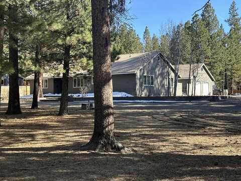 17647 Penny Court, La Pine, OR 97739