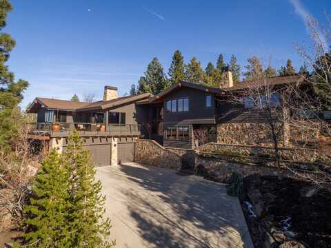 3282 NW Starview Drive, Bend, OR 97703