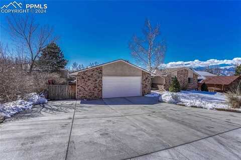 3895 Saddle Rock Road, Colorado Springs, CO 80918