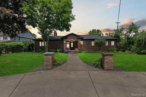 10420 BOUCHER Road, Grosse Ile, MI 48138