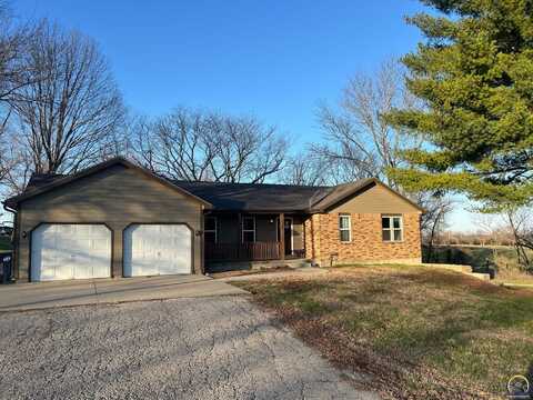 625 Monroe ST, Oskaloosa, KS 66066