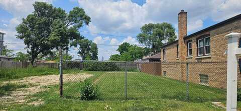 7412 W. 64th Street, Summit, IL 60501