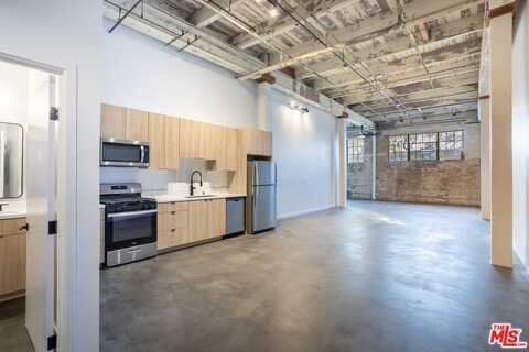 2349 S Santa Fe Ave, Los Angeles, CA 90058