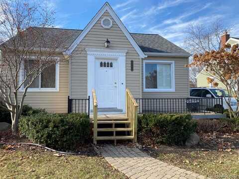 22131 Nevada Avenue, Eastpointe, MI 48021