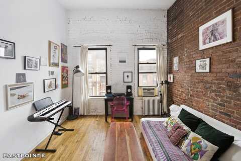 145 Sullivan Street 4D, New York, NY 10012