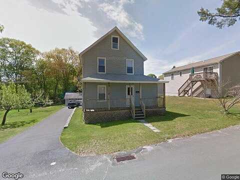 Short, WATERBURY, CT 06704