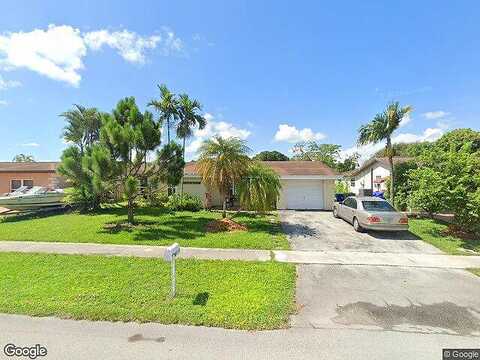 8Th, PEMBROKE PINES, FL 33024