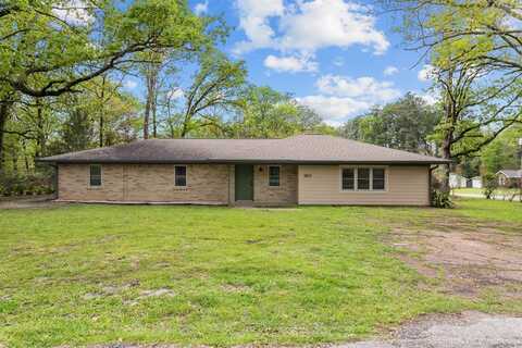 904 Meadow Lane, Lufkin, TX 75901