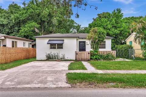 2742 Washington St, Hollywood, FL 33020