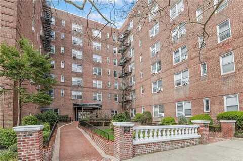 6712 Yellowstone, Forest Hills, NY 11375