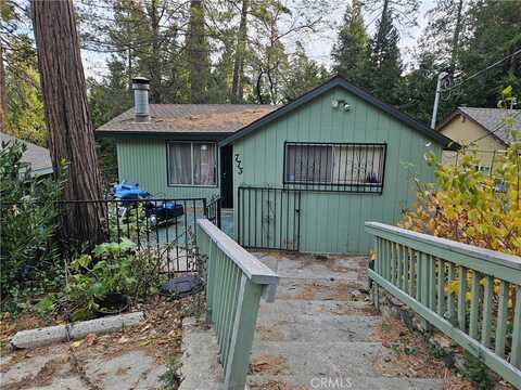 773 Woodland Road, Crestline, CA 92325