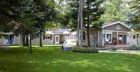 605 Sam-O-Set Boulevard, Roscommon, MI 48653