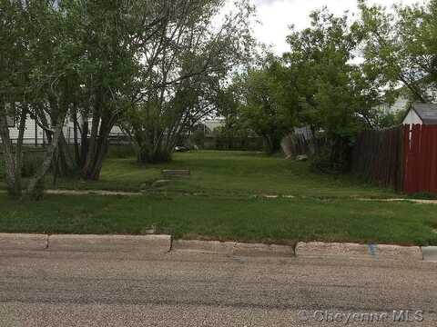 212 E 10TH ST, Cheyenne, WY 82007