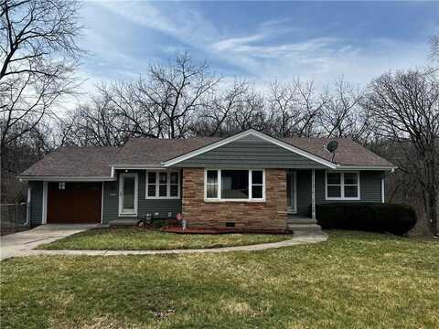 2228 Thornton Drive, Des Moines, IA 50321