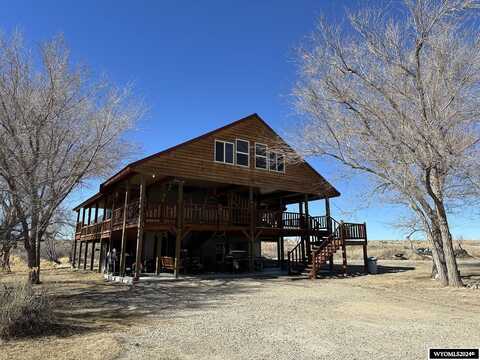 74 Schoening, Lysite, WY 82642