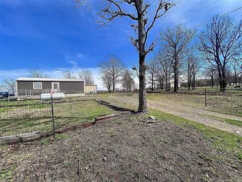 5616 N 523 Road, Tahlequah, OK 74464