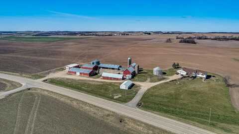 6685 Hwy P, Dane, WI 53529