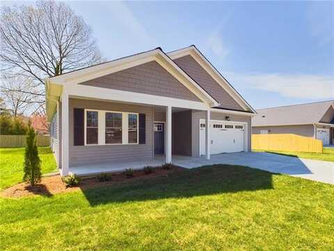 66 Baywalk Drive, Kilmarnock, VA 22482