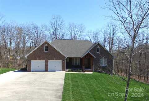 300 Oak Knoll, Hildebran, NC 28637