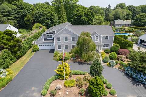 17 Barberry Lane, Madison, CT 06443