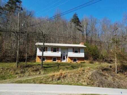 5782 Route 1559, Sitka, KY 41255