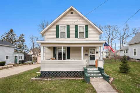 109 Sycamore Street E, Three Oaks, MI 49128