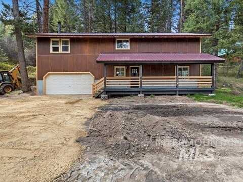 199 Scriver Woods Rd, Garden Valley, ID 83622