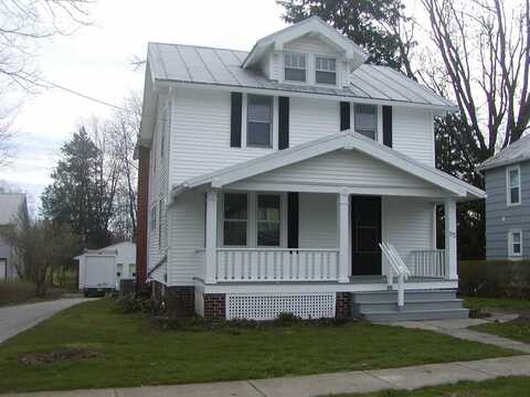 95 North Gamble, Shelby, OH 44875