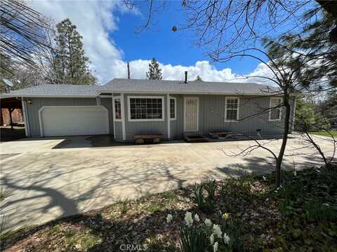 9690 Manzanita Way, Coulterville, CA 95311