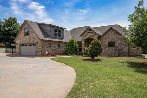 2221 County Road 1197, Tuttle, OK 73089