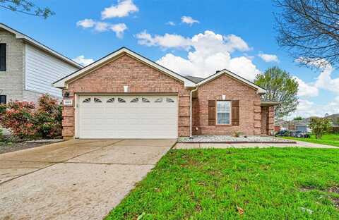 13513 Lost Spurs Road, Fort Worth, TX 76262