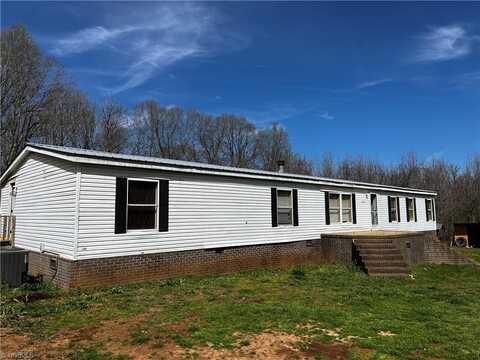 5943 Cherokee Trail, Pleasant Garden, NC 27313