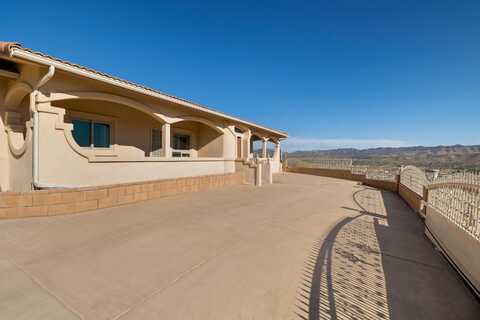 6207 Red Bluff Avenue, Yucca Valley, CA 92284