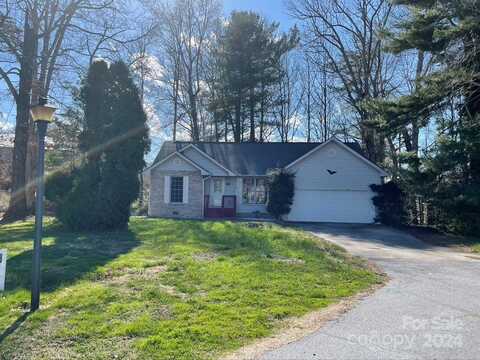 127 Sharons Way, East Flat Rock, NC 28726