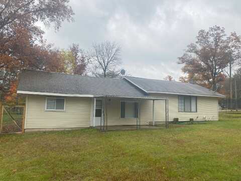 408 12th Street, Mio, MI 48647