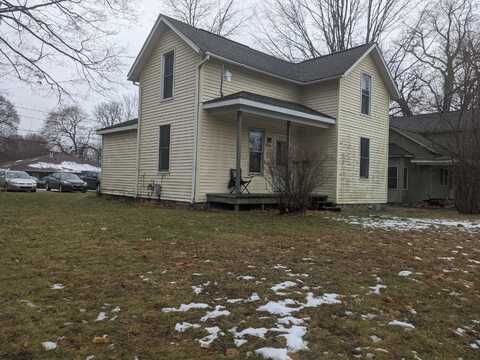 110 W Elm Street, Fremont, MI 49412