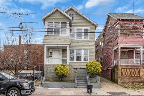 672 S 18Th St, Newark, NJ 07103